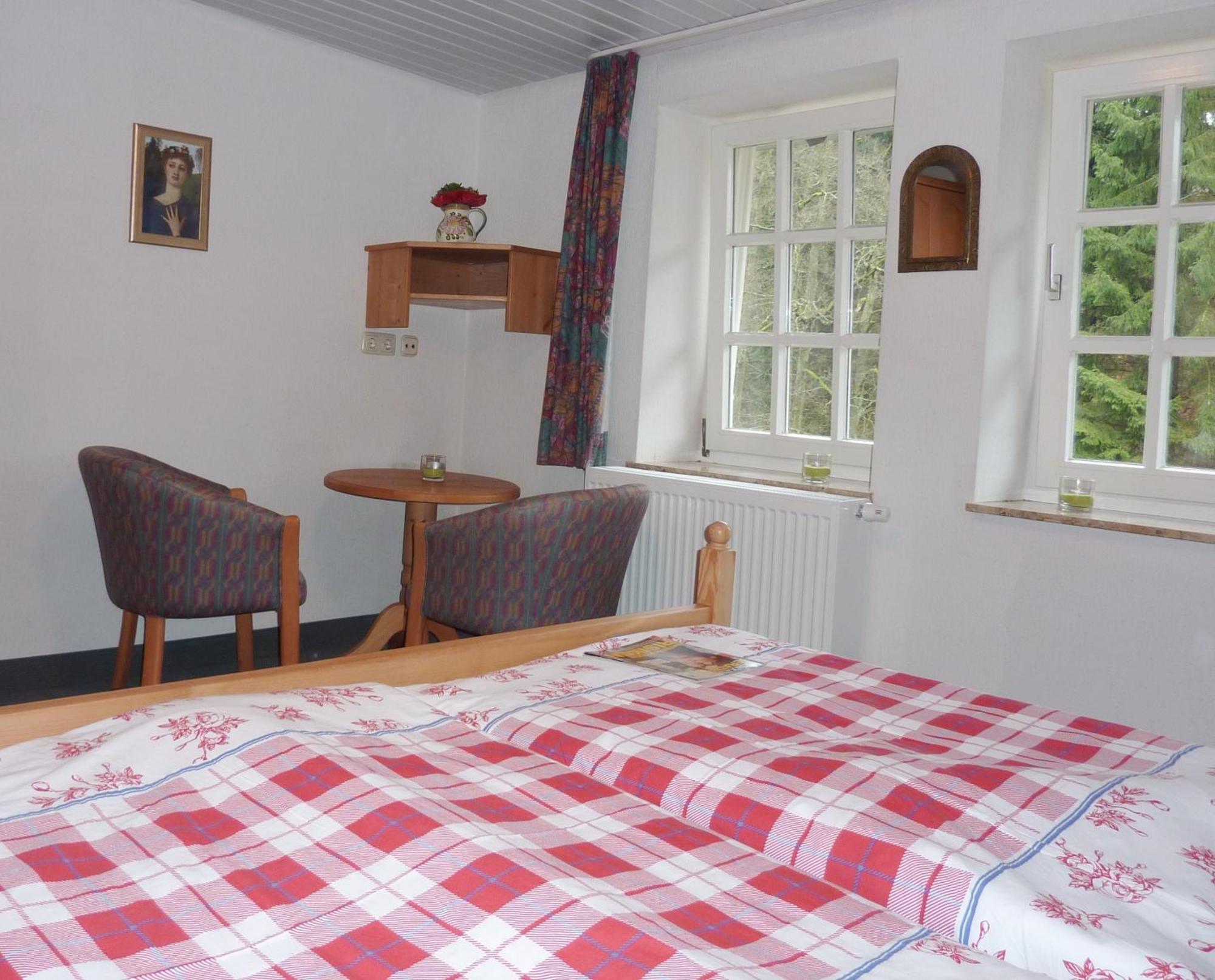 Hof Guttels Waldgasthof Ferienpension Rotenburg an der Fulda Room photo