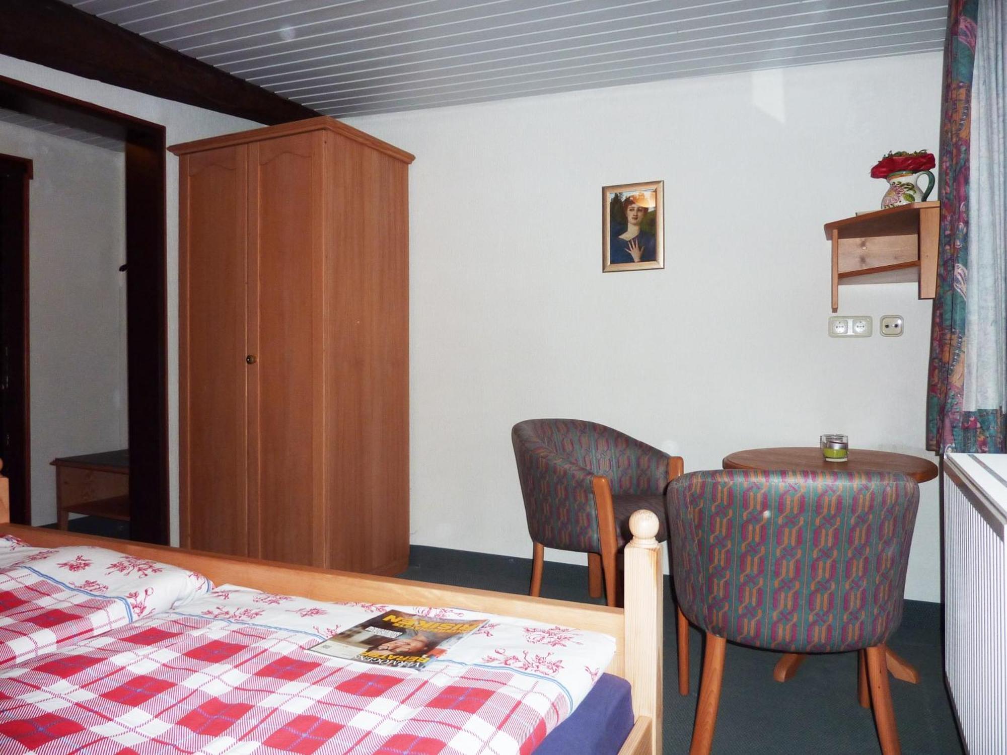 Hof Guttels Waldgasthof Ferienpension Rotenburg an der Fulda Room photo