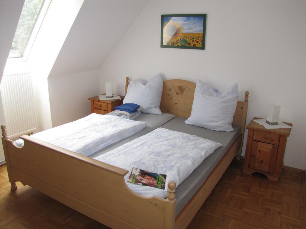 Hof Guttels Waldgasthof Ferienpension Rotenburg an der Fulda Room photo